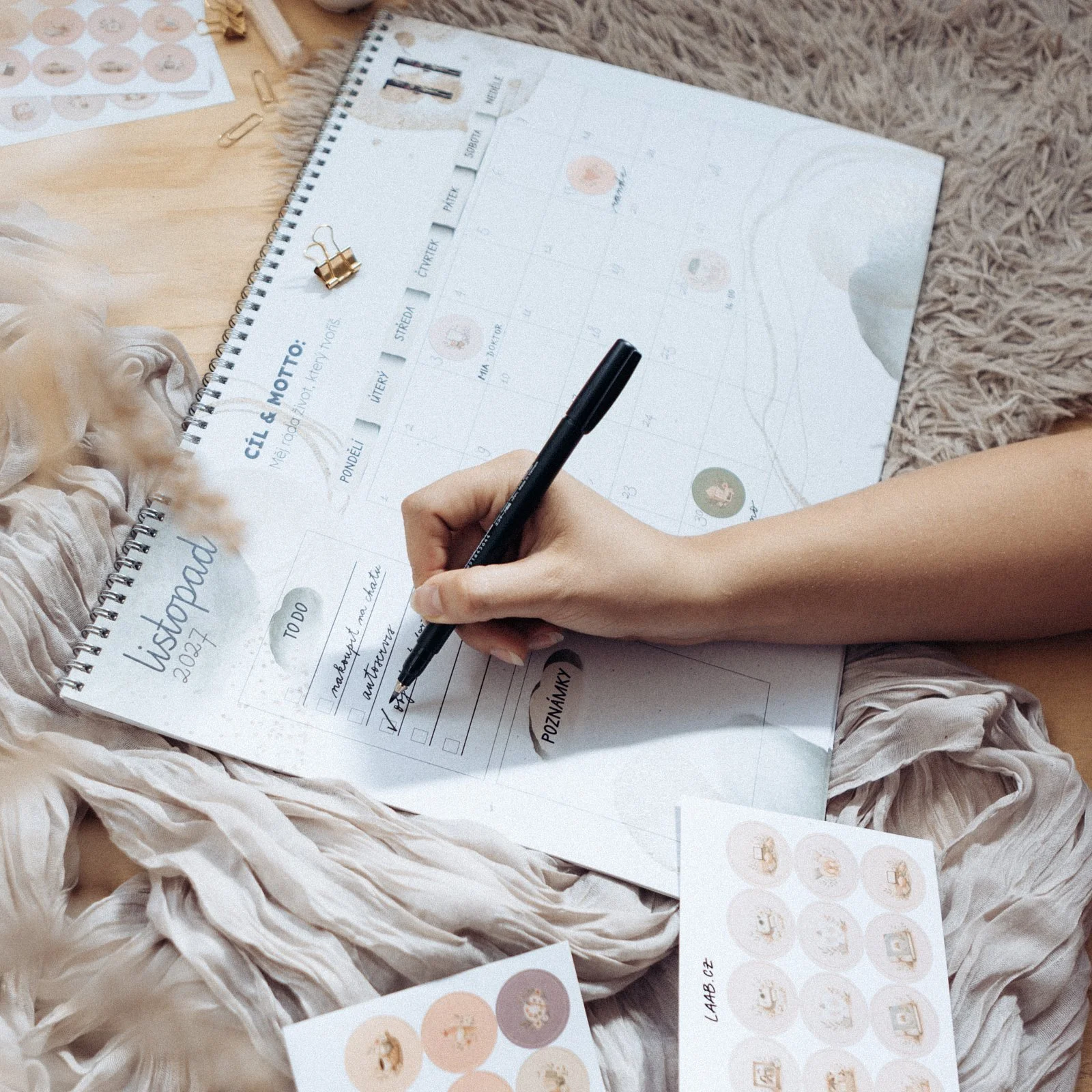DIY fotokalendář se samolepkami