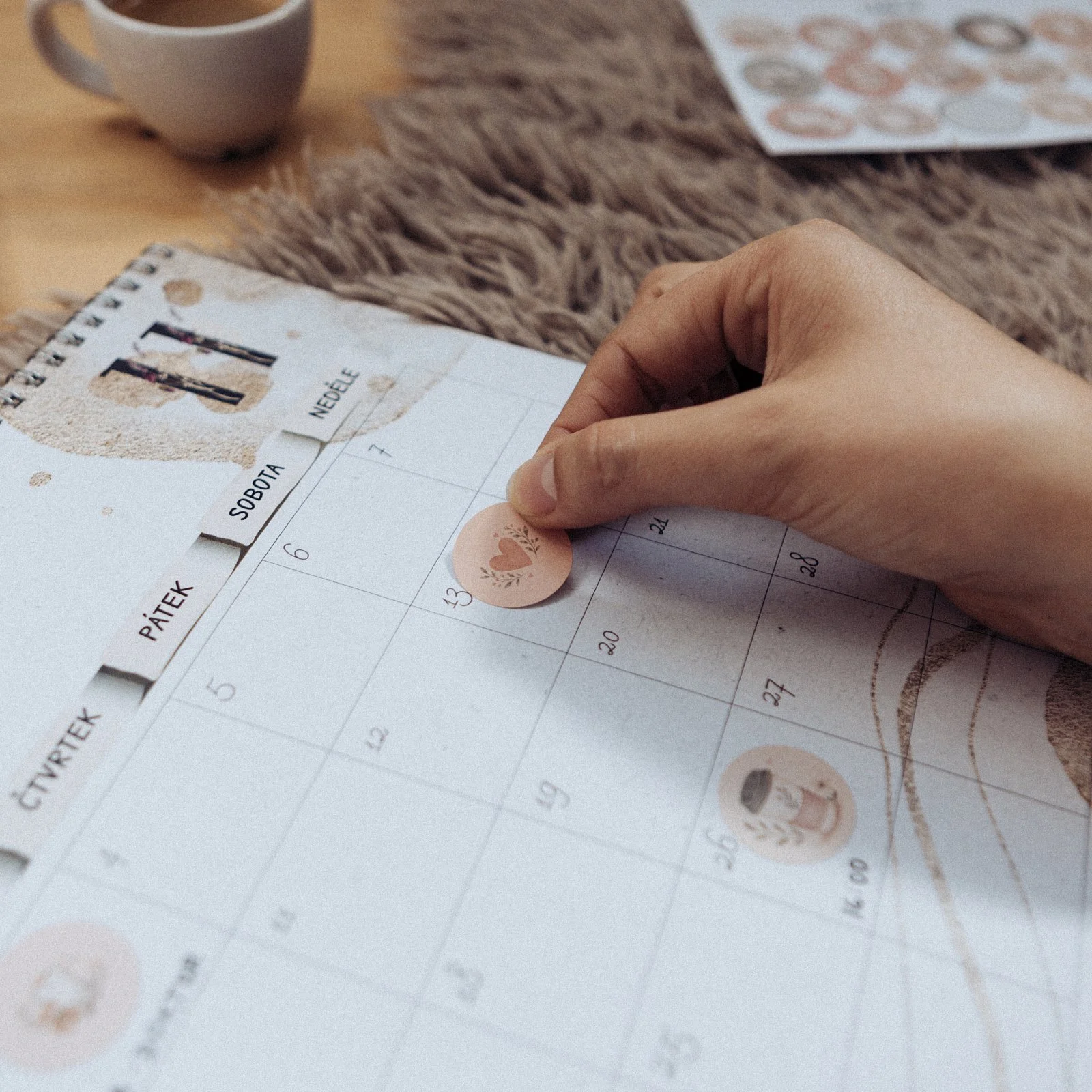 DIY fotokalendář se samolepkami
