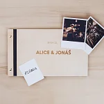 dřevěné fotoalbum